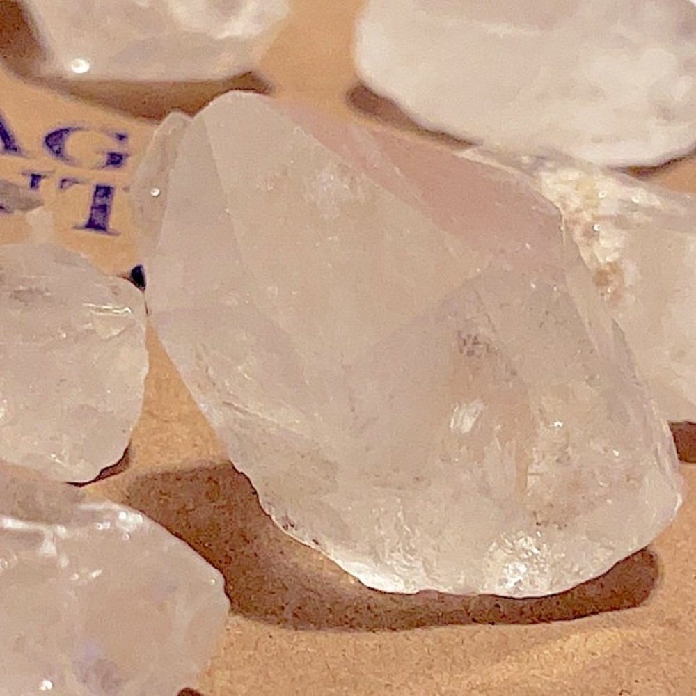 Authentic Clear Quartz points - Picture 12 of 16